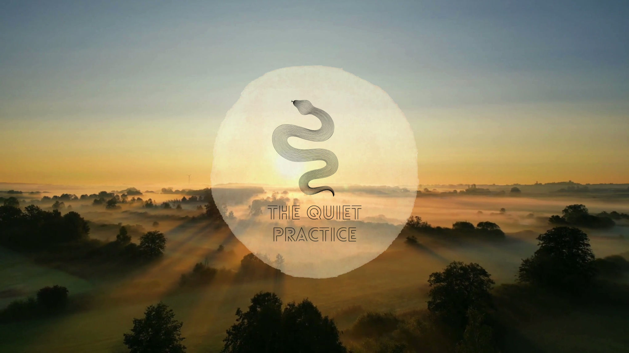 HER KOMMER MÅNEDENS KORT